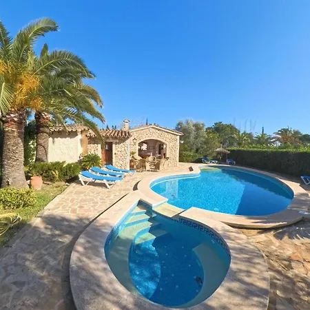 Les Palmeres-lleida Villa *